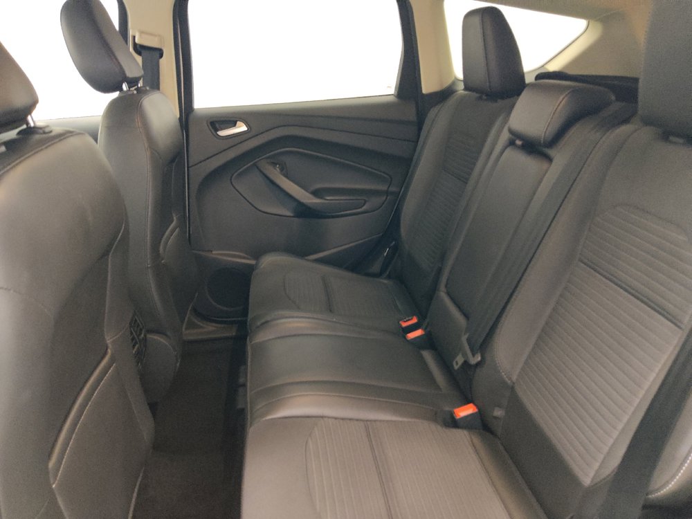 Used 2018 Ford Escape SE w/ SE Sport Appearance Package AWD/4WD image 18