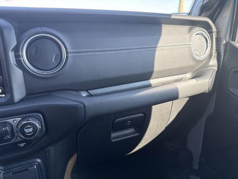 Used 2023 Jeep Wrangler Sahara w/ Cold Weather Group image 22