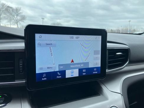 Used 2021 Ford Explorer XLT w/ Equipment Group 202A image 2