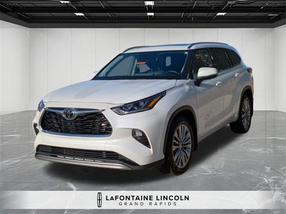 Used 2023 Toyota Highlander Platinum