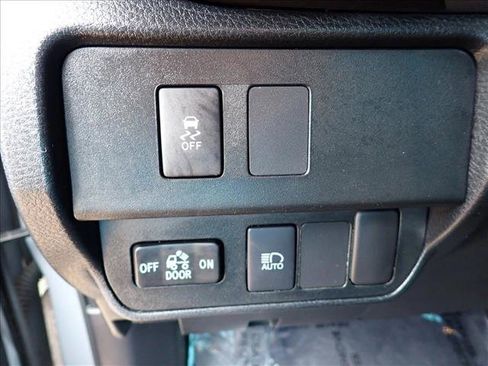Used 2020 Toyota Tacoma SR5 w/ Technology Package AWD/4WD image 14