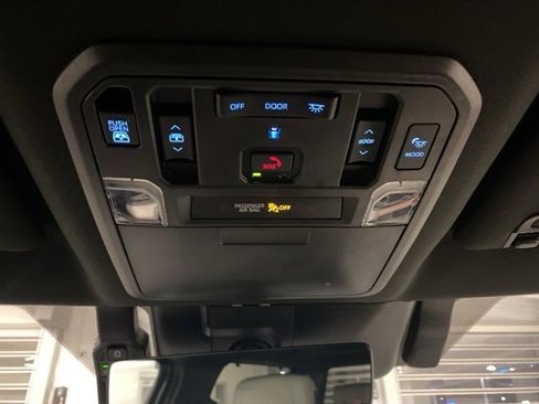 Used 2022 Toyota Tundra Capstone image 18