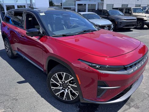 New 2025 Jeep Wagoneer S Limited image 1