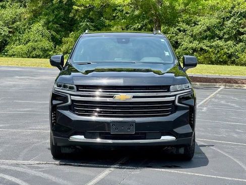 Used 2024 Chevrolet Suburban LT AWD/4WD image 12