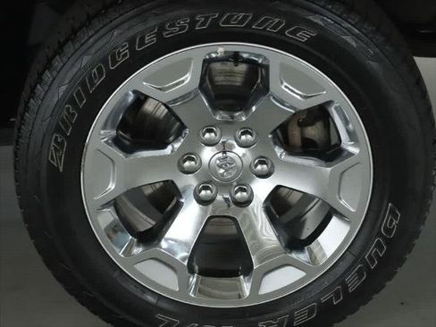 Used 2024 RAM 1500 Big Horn AWD/4WD image 40
