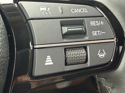 New 2026 Honda Pilot Touring image 19
