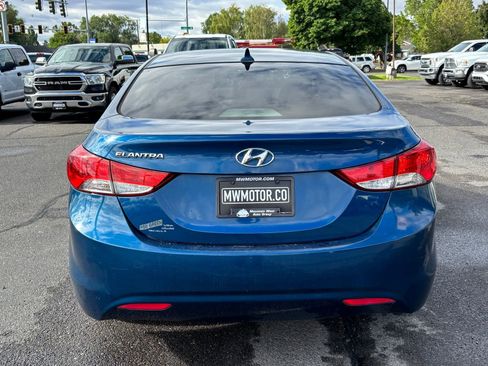 Used 2013 Hyundai Elantra GLS w/ Preferred Pkg FWD image 4
