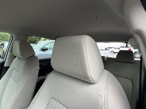 New 2026 Honda HR-V LX image 22