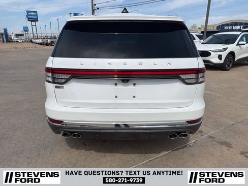 Used 2025 Lincoln Aviator 2WD w/ Equipment Group 101A image 9