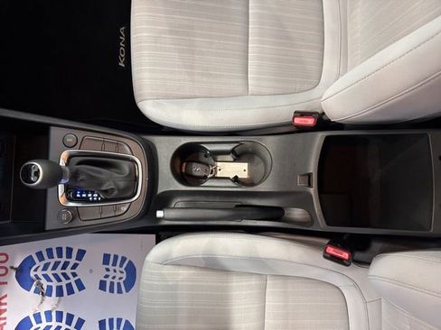 Used 2023 Hyundai Kona SEL w/ Cargo Package image 32