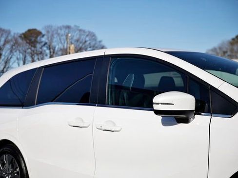 Used 2025 Honda Odyssey Touring image 11