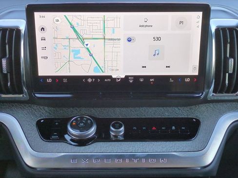New 2025 Ford Expedition Tremor image 18