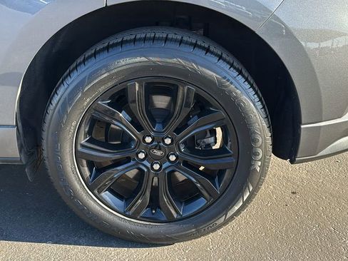 Certified 2022 Ford Edge SE w/ Black Appearance Package AWD/4WD image 8