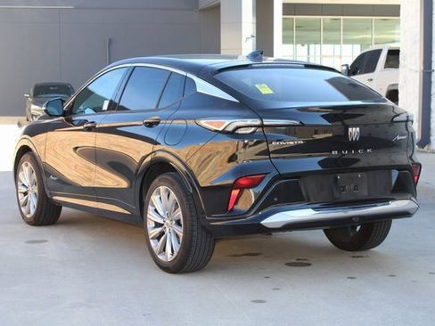 Used 2024 Buick Envista Avenir image 3