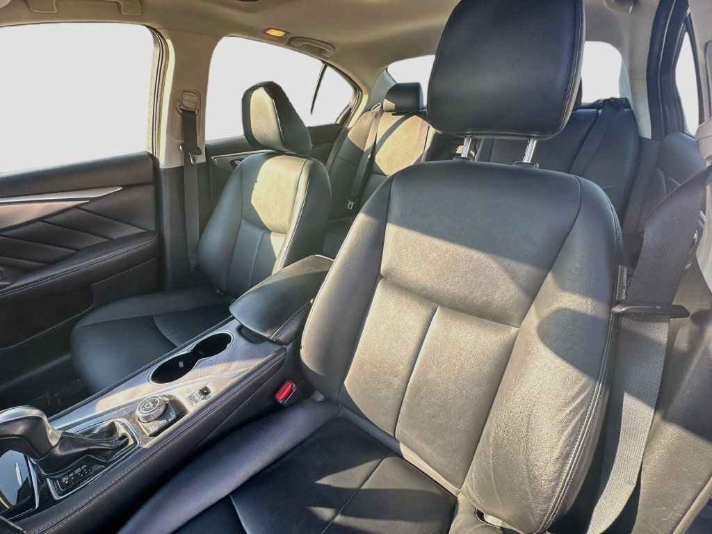 Used 2015 INFINITI Q50 Premium w/ Navigation Package AWD/4WD image 19