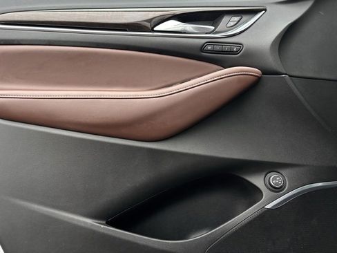 Used 2020 Buick Enclave Avenir w/ Avenir Technology Package image 12