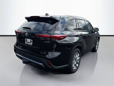 Used 2023 Toyota Highlander Limited AWD/4WD image 7