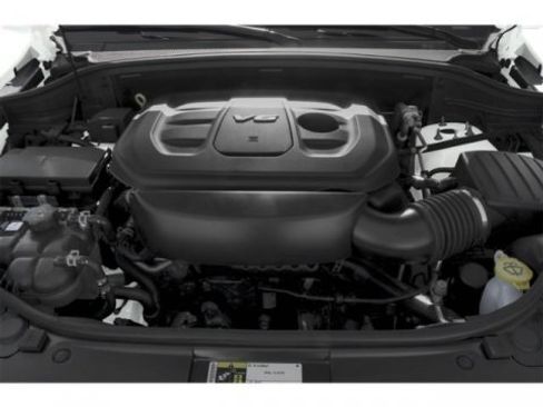 Used 2019 Jeep Grand Cherokee Laredo AWD/4WD image 16