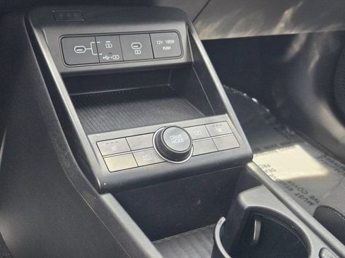 Certified 2024 Hyundai Kona SEL FWD image 20