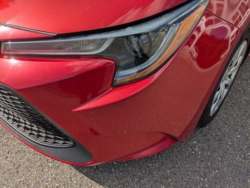 Used 2020 Toyota Corolla LE FWD image 5