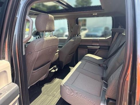 Used 2019 Ford F150 XLT w/ Equipment Group 302A Luxury AWD/4WD image 12