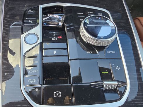 New 2026 BMW X7 M60i image 20