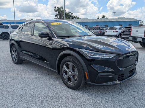 Used 2023 Ford Mustang Mach-E Select RWD image 2