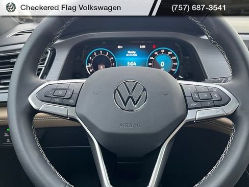 New 2026 Volkswagen Atlas Cross Sport SE AWD/4WD image 35