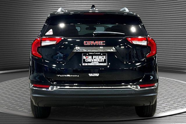 Used 2023 GMC Terrain SLT w/ Infotainment Package II FWD image 5
