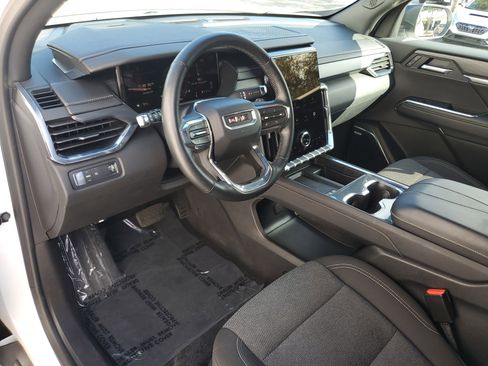 Used 2025 GMC Acadia Elevation image 22