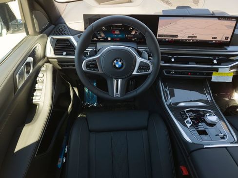 New 2026 BMW X7 M60i image 15