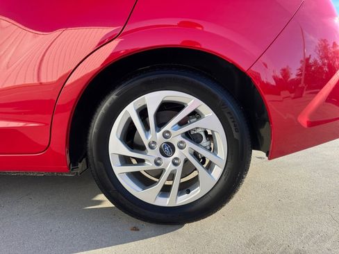 Certified 2025 Subaru Impreza 2.0i image 26