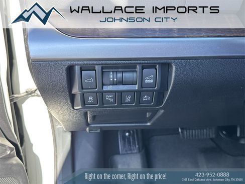 Used 2018 Subaru Outback 2.5i Limited image 36