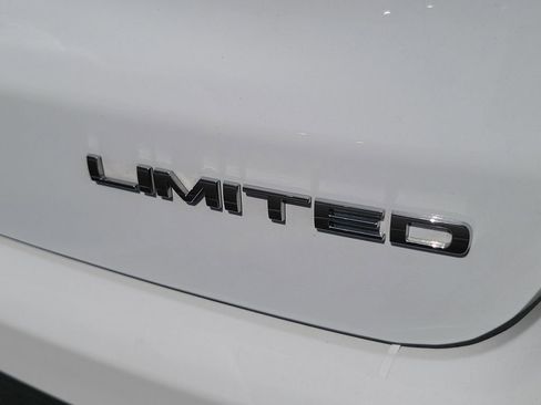 Used 2023 Jeep Compass Limited w/ Elite Group AWD/4WD image 25