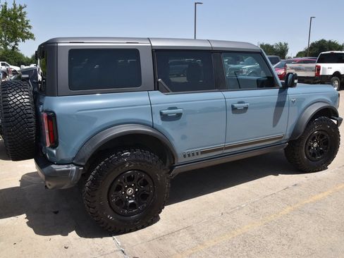 Used 2021 Ford Bronco First Edition AWD/4WD image 6