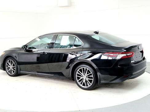 Certified 2023 Toyota Camry XLE FWD image 4