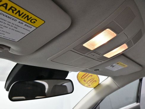 Used 2020 Toyota Yaris LE image 26