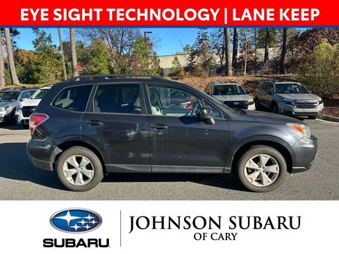 Used 2016 Subaru Forester 2.5i Premium image 3