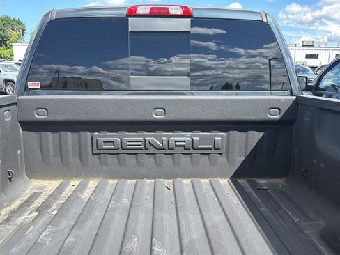 Used 2019 GMC Sierra 2500 Denali w/ Duramax Plus Package AWD/4WD image 6
