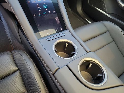 New 2025 Porsche Taycan Turbo AWD/4WD image 22