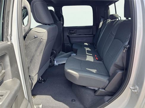 New 2026 RAM 2500 Tradesman AWD/4WD image 32