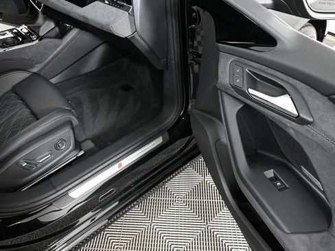 New 2025 Audi S6 e-tron Premium Plus image 25