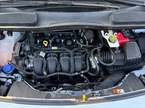 Used 2021 Ford Transit Connect XLT image 10