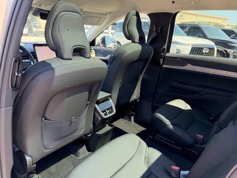 New 2026 Volvo EX90 Plus AWD/4WD image 21