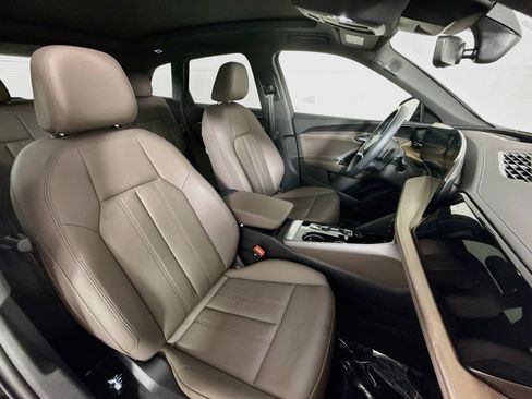 Used 2025 Audi Q5 Premium w/ Premium Plus AWD/4WD image 25