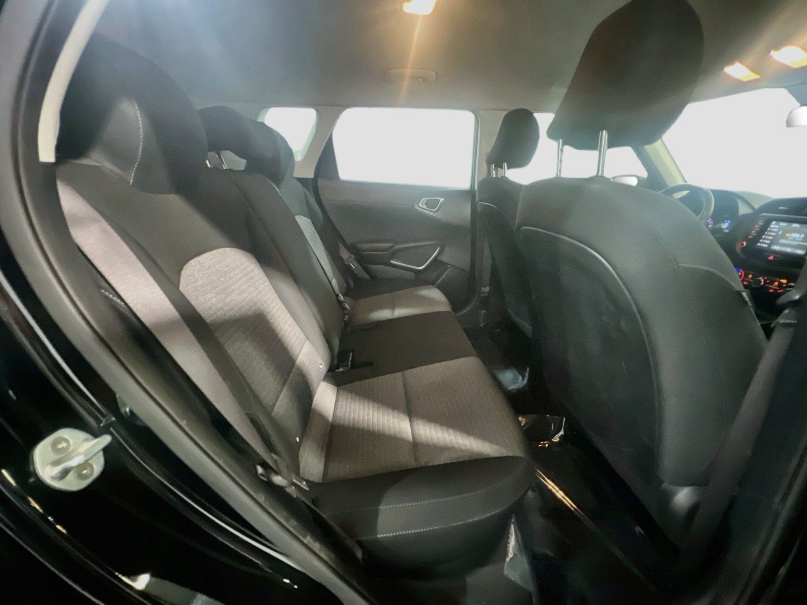 Used 2020 Kia Soul S FWD image 18