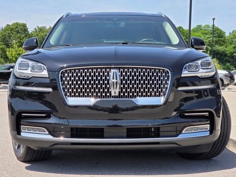 Used 2020 Lincoln Aviator Reserve w/ Equipment Group 202A AWD/4WD image 3