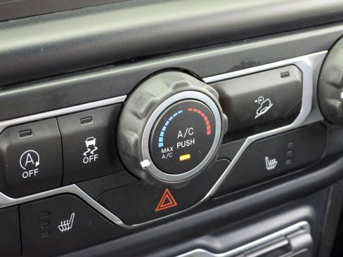 Used 2019 Jeep Wrangler Unlimited Sport S AWD/4WD image 65