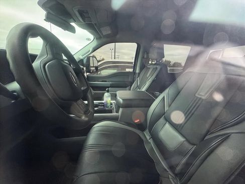 Used 2024 Ford F250 XLT w/ FX4 Off-Road Package AWD/4WD image 9