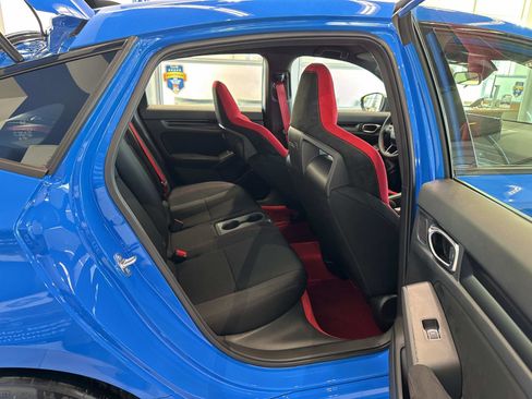 Used 2025 Honda Civic Type R image 14